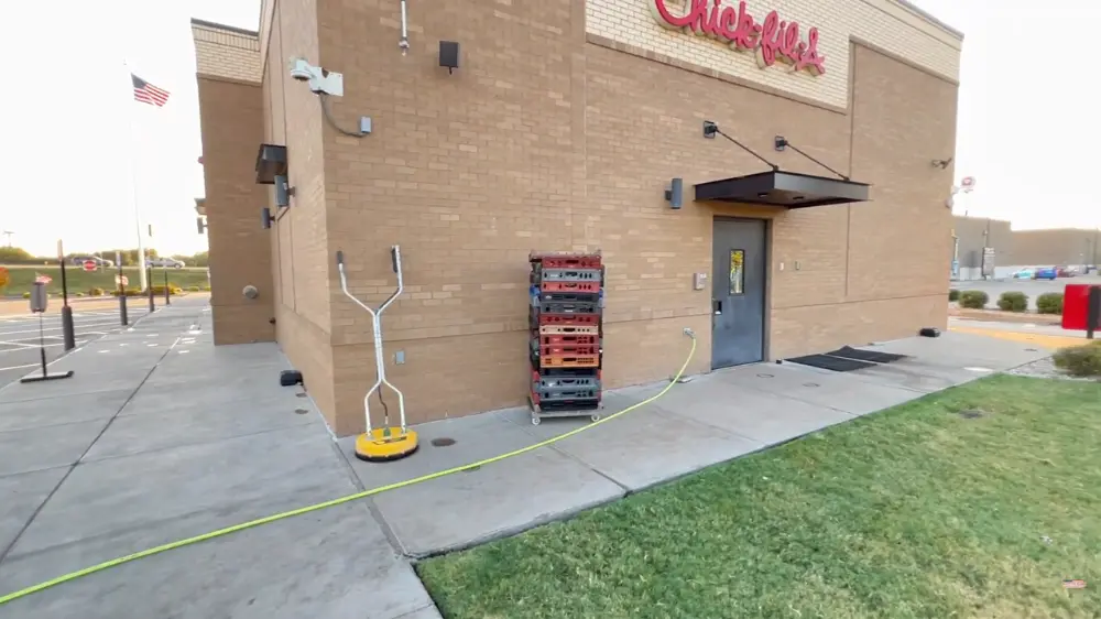 Restaurant pressure washing Jacksonville FL
